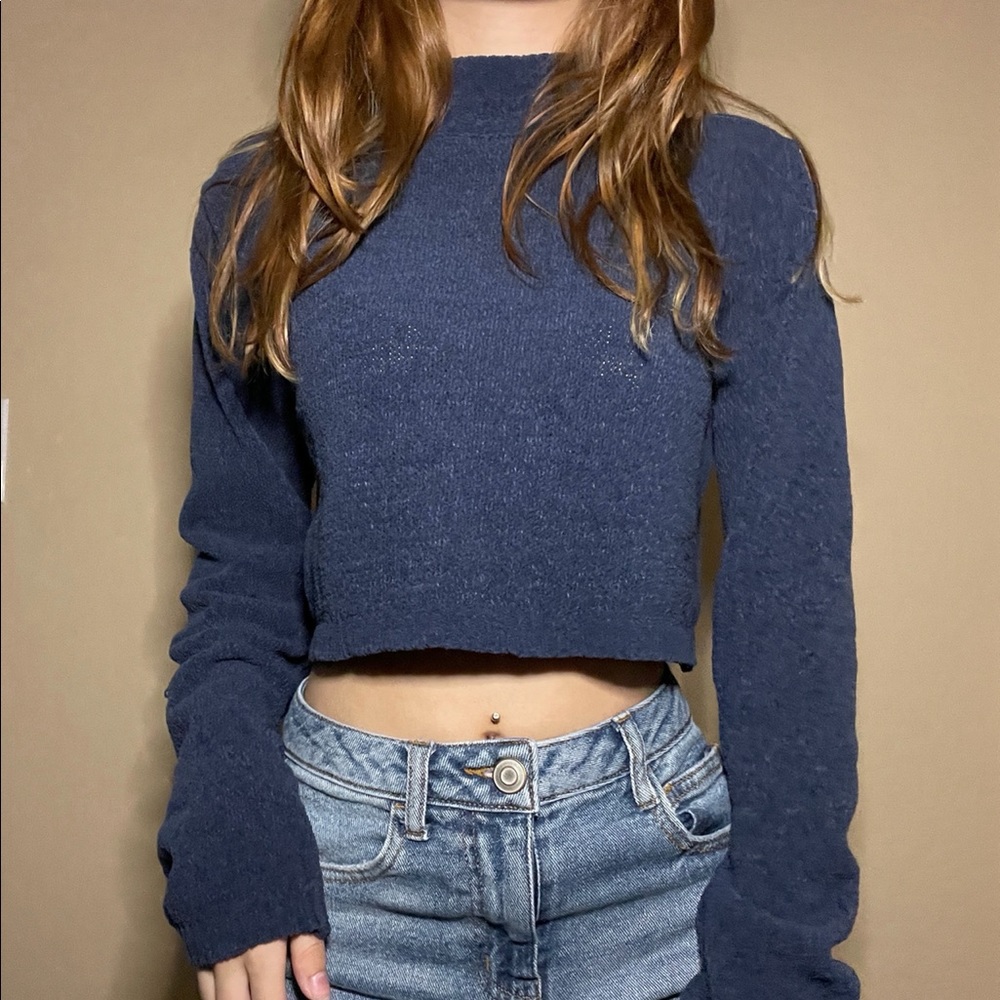 navy blue mock neck cropped sweater